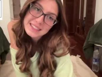 honeybelle8 webcam preview