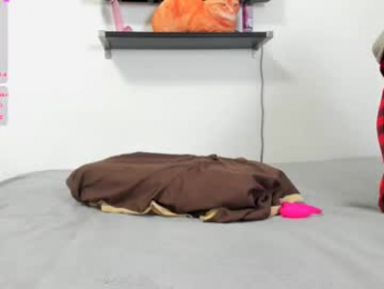 ravenoousbiter webcam model stream image
