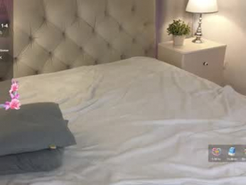 krissshow webcam model stream image