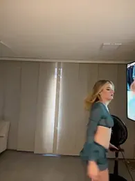 NicoleCut webcam model stream image