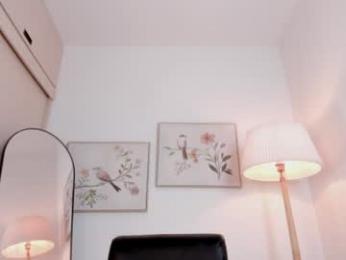 nathaly_laurentt webcam chaturbate model stream image