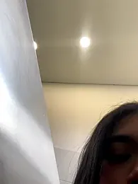 LiaSaenz27 webcam model stream image