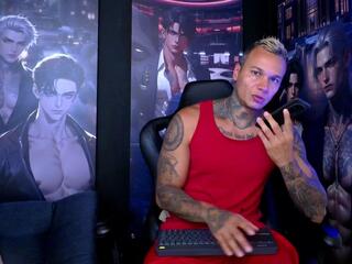 Darius Maximus webcam model stream image