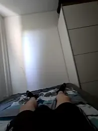 OssiBigCum webcam model stream image