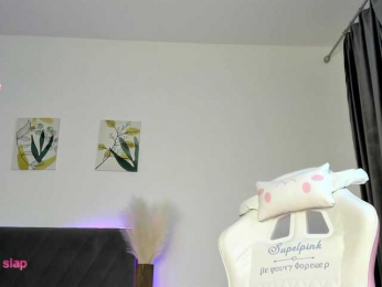 elliediaz webcam model stream image