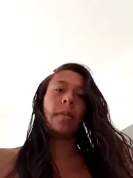LucyNatural webcam model stream image