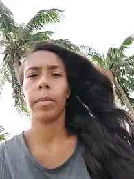 LucyNatural webcam model stream image