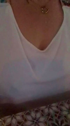 Fufy75 webcam model stream image