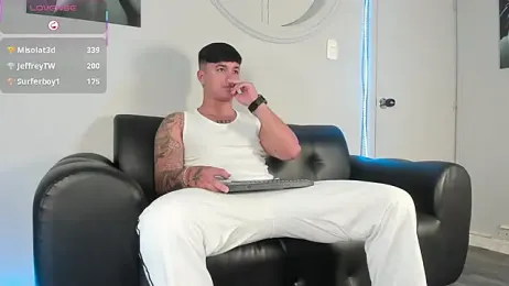 Cristopher_strong webcam stripchat model stream image