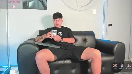 Cristopher_strong webcam model stream image