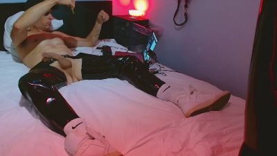 ks_boi webcam model stream image
