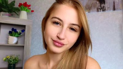 WanettaMoyle webcam model stream image