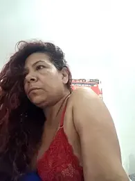 Scarlet_curly webcam stripchat model stream image