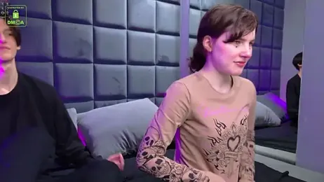 ViviaraNGendy webcam model stream image