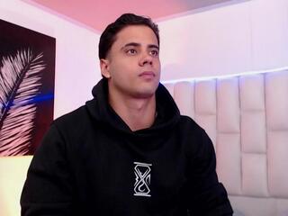 Aiden Owens webcam model stream image