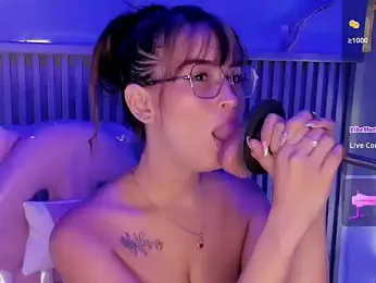 mylittle_princess webcam stripchat model stream image