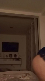 Galdimono webcam model stream image