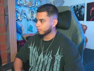 Tyler Price webcam flirt4free model stream image