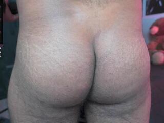 Tyler Price webcam model stream image