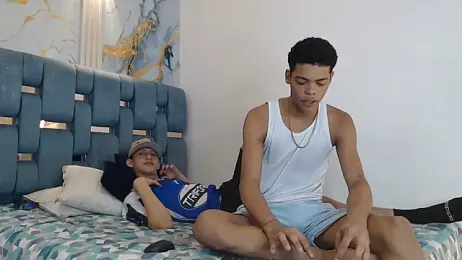 PRETTY_FEM webcam model stream image