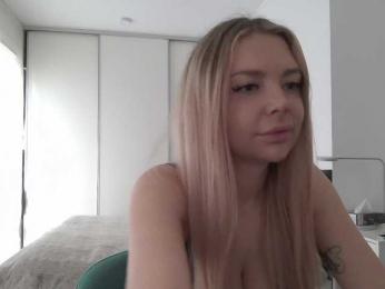 pinkpanther8899 webcam model stream image