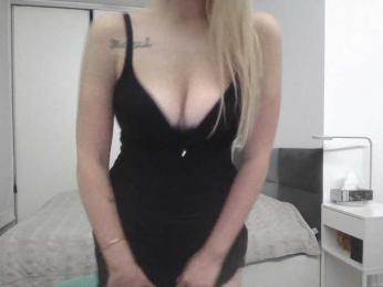 pinkpanther8899 webcam model stream image