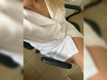Lapula webcam model stream image