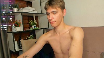 VelvetGlitch webcam cam4 model stream image