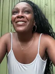 TilaTotti webcam model stream image