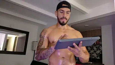 tony_muscle webcam model stream image