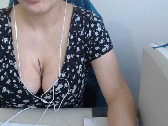 CrazyLilit webcam model stream image