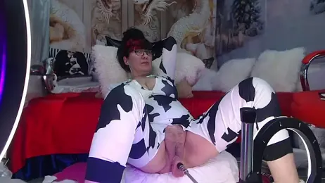 NightOrhideya webcam model stream image