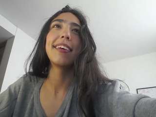unknowngiirl webcam model stream image