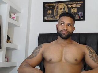 Tayler Summer webcam model stream image