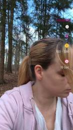 xHotmilf87x webcam model stream image