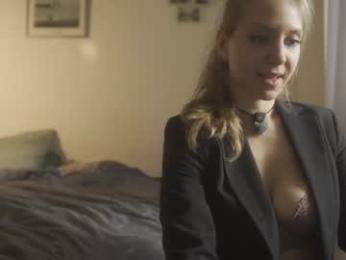 hotchillylovers webcam model stream image