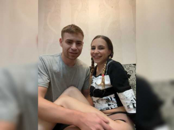 Buzzyd webcam bongacams model stream image
