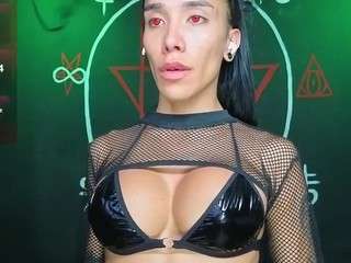 depresion-black webcam model stream image