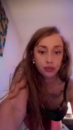 marinabella_hot webcam model stream image