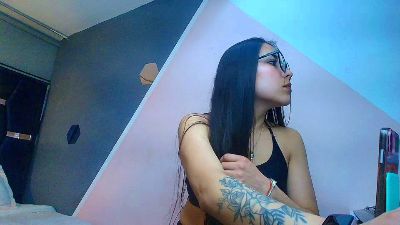Aly_Loving webcam model stream image