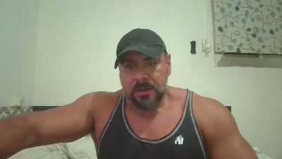 BeefyBullBcn webcam cam4 model stream image