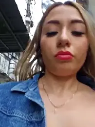 Natasanz webcam model stream image