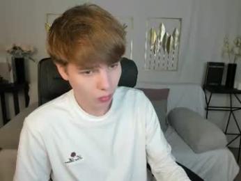 andyjey_ webcam model stream image