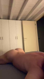ROBYMLA webcam model stream image