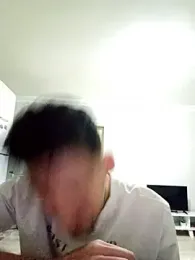 Yasinyasin7 webcam model stream image