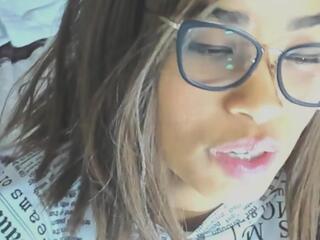 Tessa Thomp webcam flirt4free model stream image