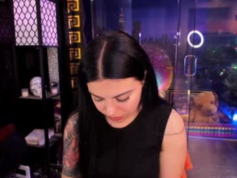 alma_pearl webcam model stream image