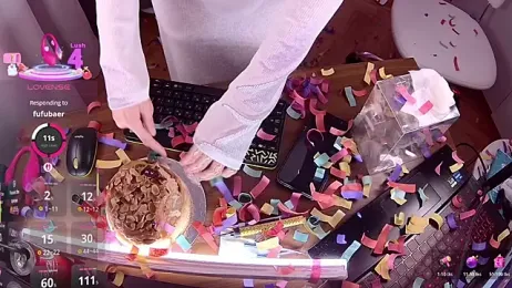 LoryWood webcam model stream image