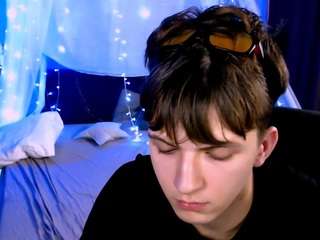 joseph-bear webcam model stream image