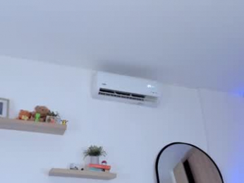 rose__saenz webcam chaturbate model stream image